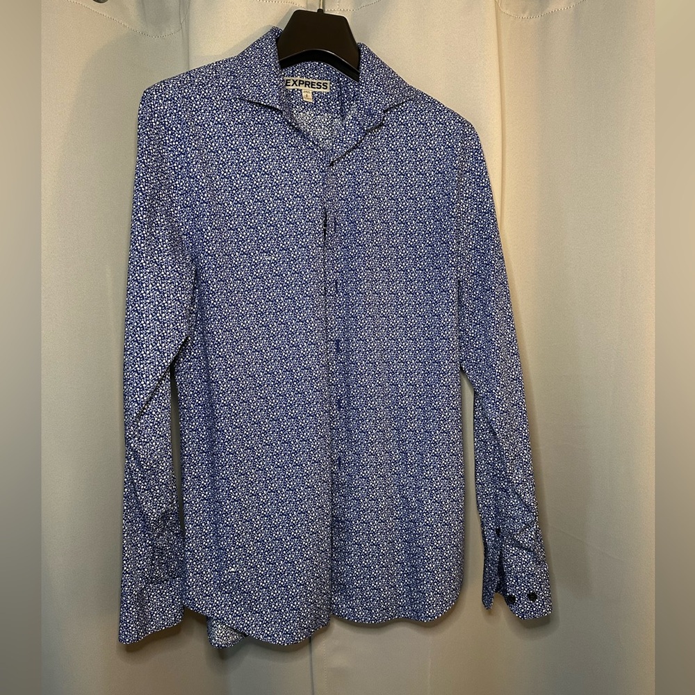 Express Blue Casual Button Down Shirt with Floral Pattern